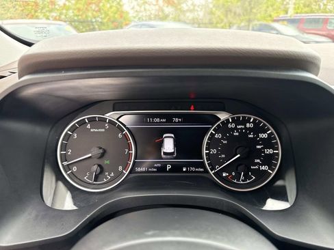 Used 2022 Nissan Rogue SV image 38