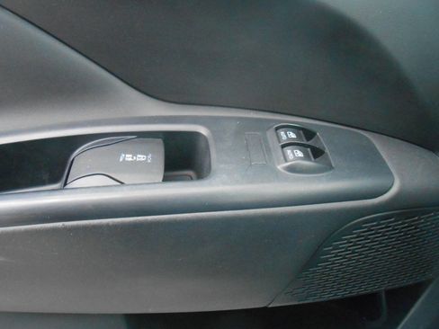 Used 2018 RAM ProMaster City Tradesman image 19