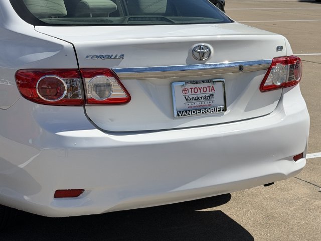 Used 2013 Toyota Corolla LE FWD image 6