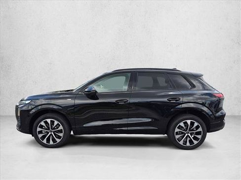 New 2026 Audi Q3 quattro 2.0T AWD/4WD image 5