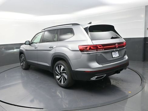 New 2026 Volkswagen Atlas SE image 6