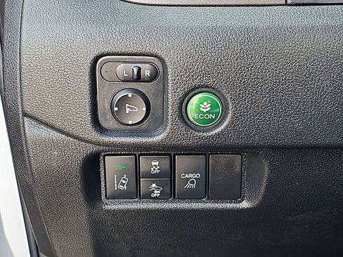 Used 2023 Honda Ridgeline Sport image 25