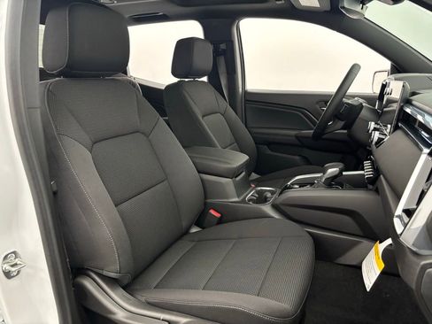 New 2026 GMC Canyon Elevation w/ Convenience Package image 32