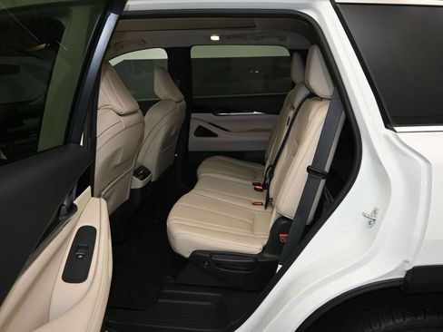 Used 2024 INFINITI QX60 Pure FWD image 17