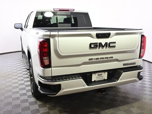 Used 2024 GMC Sierra 1500 Elevation w/ Elevation Premium Package AWD/4WD image 4