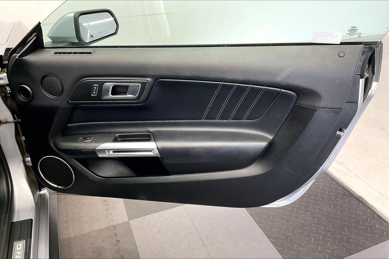 Used 2022 Ford Mustang Premium RWD image 26