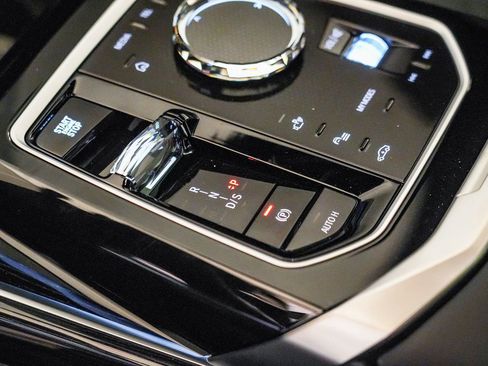 New 2026 BMW 740i RWD image 21