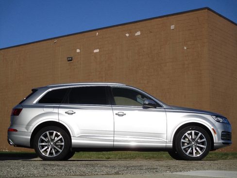 Used 2018 Audi Q7 3.0T Prestige w/ Prestige Package image 8