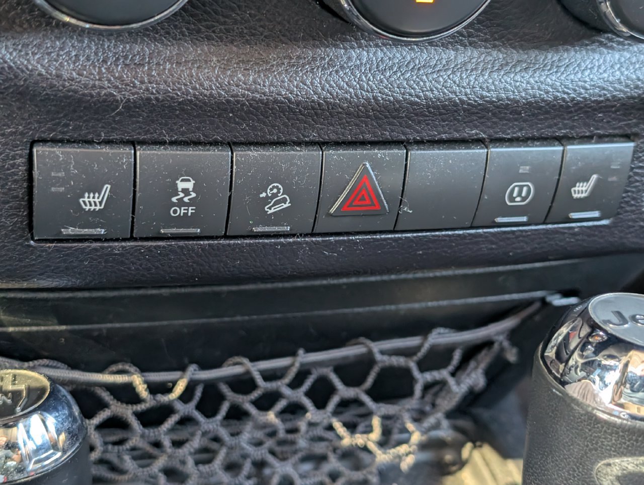 Used 2015 Jeep Wrangler Unlimited Rubicon AWD/4WD image 20