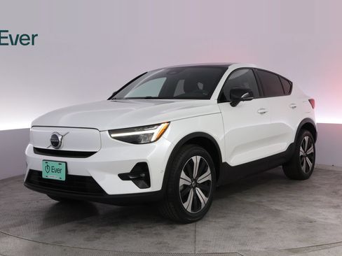 Used 2023 Volvo C40 P8 Recharge Plus AWD/4WD image 2