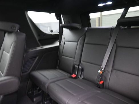 Used 2023 Chevrolet Tahoe LT w/ LT Signature Package image 14