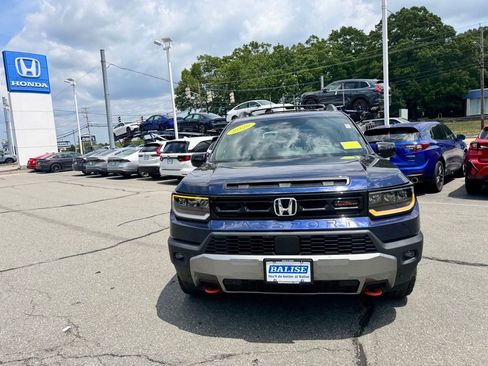 Used 2026 Honda Passport TrailSport image 2