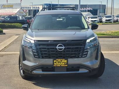 New 2026 Nissan Pathfinder SL w/ Cargo Package