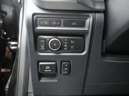 Used 2022 Ford F150 Platinum w/ Equipment Group 701A High AWD/4WD image 19