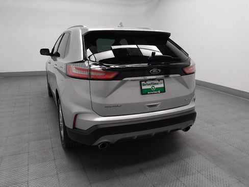Used 2019 Ford Edge Titanium w/ Cold Weather Package FWD image 6