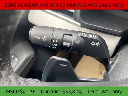 New 2025 Mitsubishi Outlander SE image 42