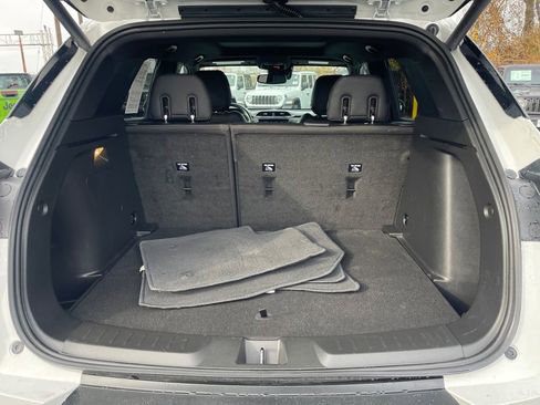 Used 2022 Chevrolet TrailBlazer ACTIV w/ Sun and Liftgate Package image 17