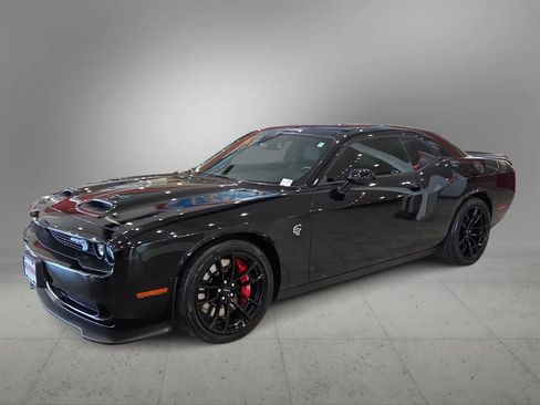 Used 2023 Dodge Challenger SRT Hellcat w/ Driver Convenience Group RWD image 1