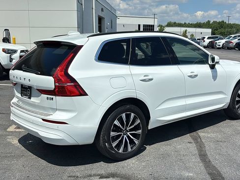 Certified 2023 Volvo XC60 B5 Core w/ Climate Package AWD/4WD image 28