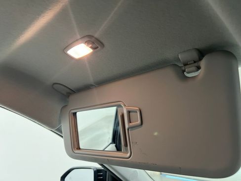 Used 2025 Hyundai Kona SEL FWD image 61