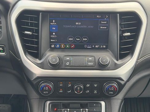 Used 2023 GMC Acadia SLT AWD/4WD image 14