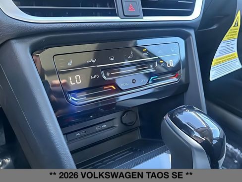 New 2026 Volkswagen Taos SE AWD/4WD image 30