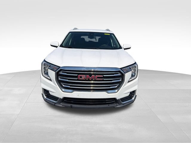 Used 2024 GMC Terrain SLT AWD/4WD image 10