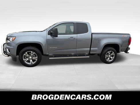 Used 2018 Chevrolet Colorado Z71 AWD/4WD image 5