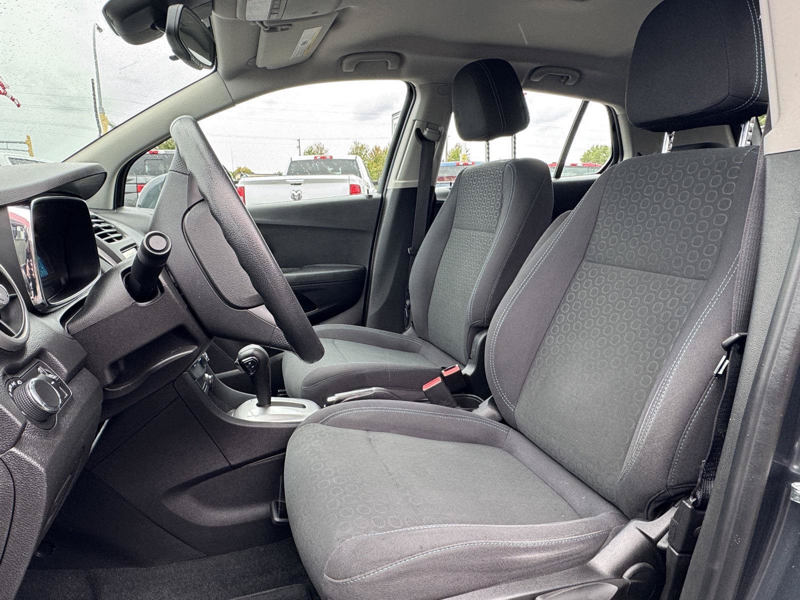 Used 2016 Chevrolet Trax LS AWD/4WD image 14
