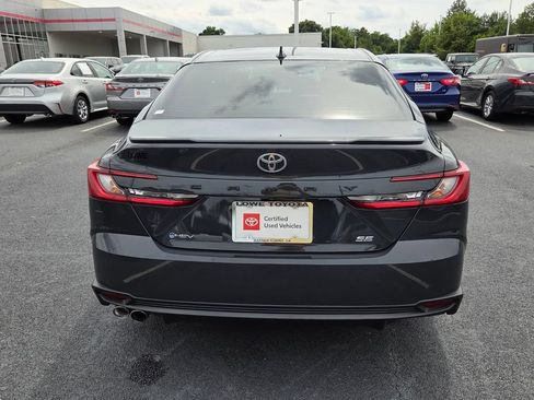 Used 2025 Toyota Camry SE FWD image 10