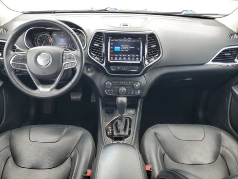 Used 2019 Jeep Cherokee Limited FWD image 6