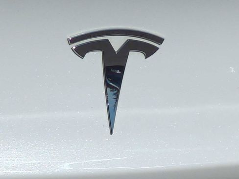Used 2021 Tesla Model 3 Standard Range Plus image 12