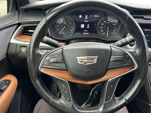 Used 2021 Cadillac XT5 Premium Luxury FWD image 21