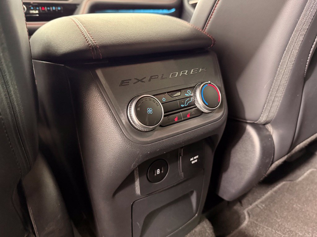 Certified 2025 Ford Explorer ST w/ Sun And Sound Package AWD/4WD image 19