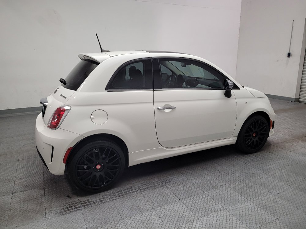 Used 2018 FIAT 500 Lounge FWD image 10