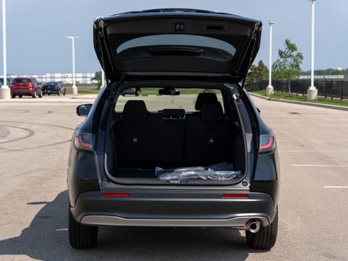 Used 2023 Honda HR-V Sport image 17
