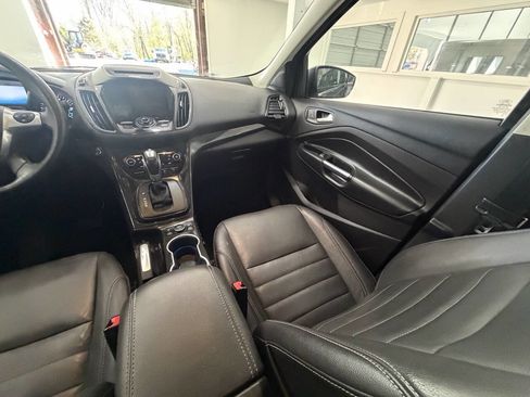 Used 2016 Ford Escape Titanium w/ Equipment Group 301A FWD image 13