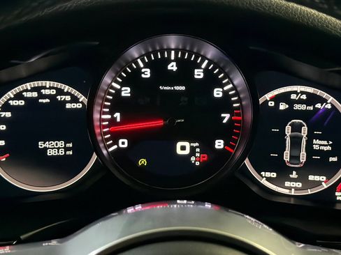 Used 2020 Porsche Panamera 4S AWD/4WD image 22
