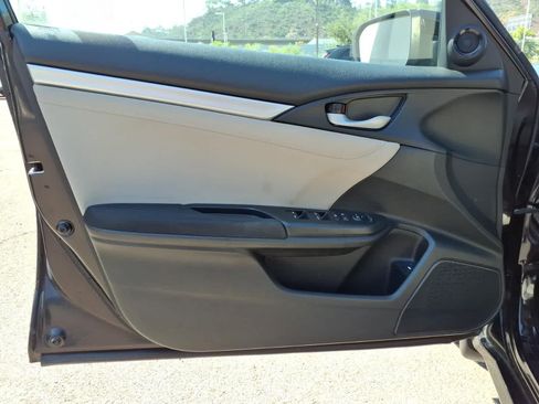 Used 2016 Honda Civic EX image 12