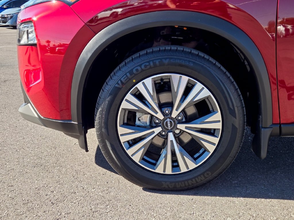 Certified 2023 Nissan Rogue SV FWD image 9