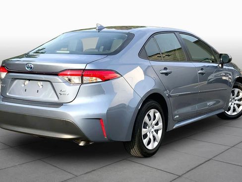 Used 2025 Toyota Corolla LE w/ Convenience Package AWD/4WD image 13