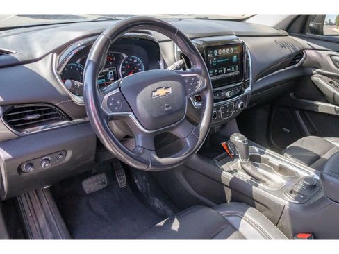 Used 2019 Chevrolet Traverse RS w/ LPO, 'HIT The Road' Package FWD image 15