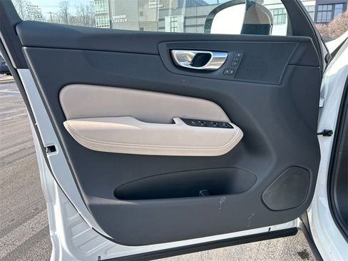 New 2026 Volvo XC60 B5 Plus w/ Protection Package Premier image 9