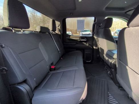 Used 2024 Chevrolet Silverado 1500 LT image 26