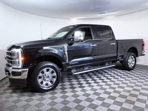 Certified 2024 Ford F250 Lariat w/ Chrome Package AWD/4WD image 5