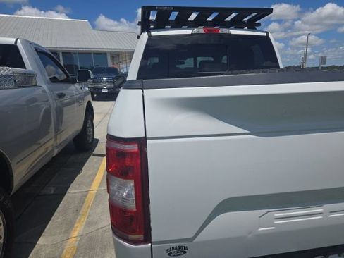 Used 2018 Ford F150 XLT w/ Equipment Group 302A Luxury AWD/4WD image 11