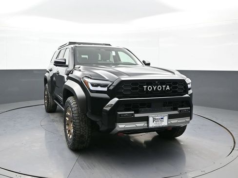 New 2026 Toyota 4Runner Trailhunter image 3