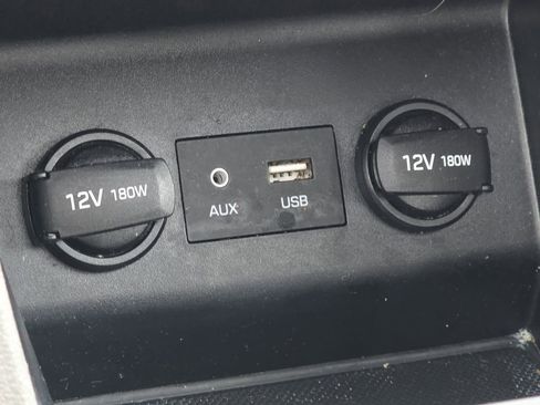Used 2020 Hyundai Elantra Value Edition FWD image 9
