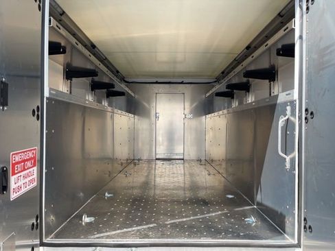 New 2025 Chevrolet Express 3500 w/ Power Convenience Package image 7