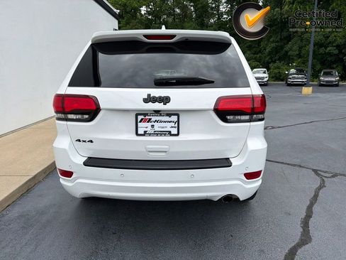 Certified 2021 Jeep Grand Cherokee Laredo X AWD/4WD image 12